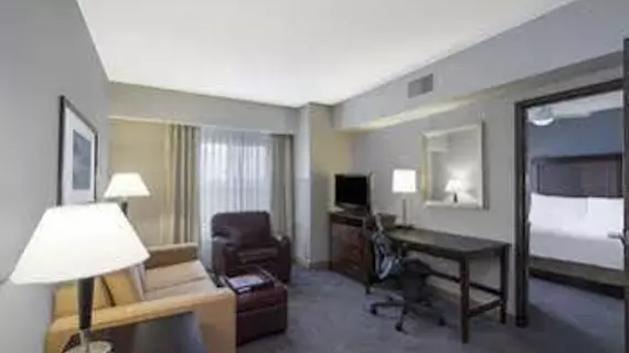 Homewood Suites by Hilton Louisville-East | Kentucky - Louisville (ve civarı) - Louisville