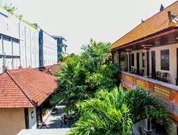 Lolo Beach Inn | Bali - Kuta - Legian Kent Merkezi