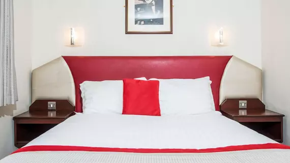 Peartree Lodge Waterside | Buckinghamshire (kontluk) - Milton Keynes