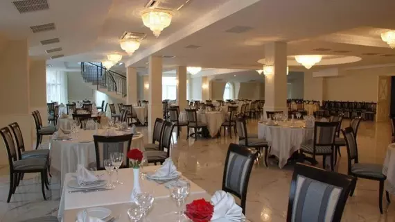 President Plaza Hotel | Acara - Batumi - Eski Bulvar