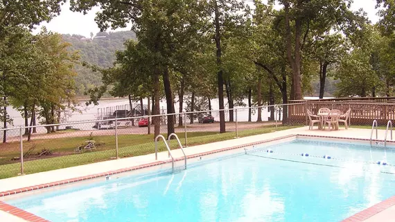 Mill Creek Resort on Table Rock Lake | Missouri - Branson (ve civarı) - Lampe