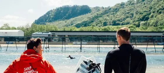 Surf Snowdonia | Galler - Conwy - Dolgarrog