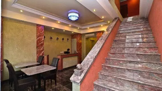 Hotel Edelweiss | Leningrad Bölgesi - St. Petersburg (ve civarı) - St. Petersburg - Tsentralny