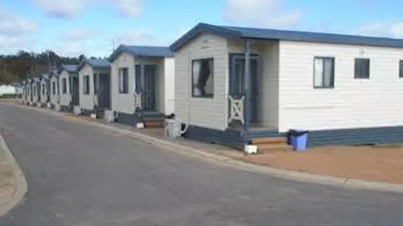 Capital Country Holiday Park | Avustralya Başkent Bölgesi - Tuggeranong - Kanberra (ve civarı) - Sutton