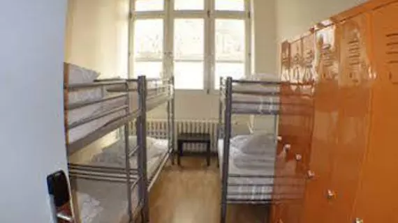 All In Hostel Berlin | Berlin (ve civarı) - Friedrichshain-Kreuzberg - Friedrichshain