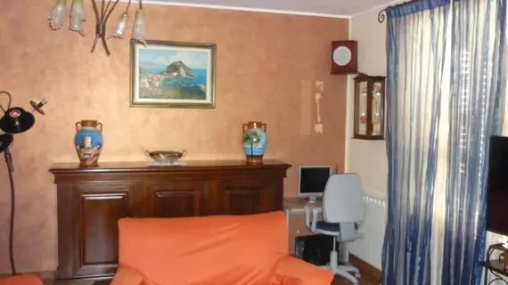 B&B La Torretta | Sicilya - Messina (vilayet) - Gioiosa Marea