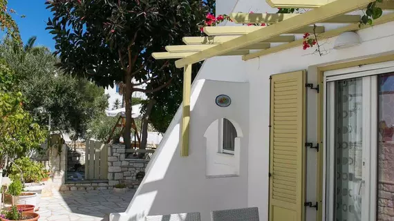 Leonardos Apartments | Ege Adaları - Paros