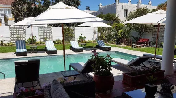 Sunset Lodge Guest House | Western Cape (il) - West Coast DC - Drakenstein - Cape Town (ve civarı) - Cape Town