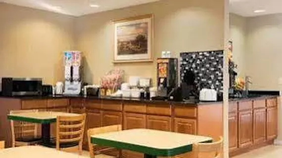 Asteria Inn and Suites | Wisconsin - Hudson (ve civarı) - New Richmond