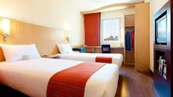 IBIS Anshan Shengli Square | Liaoning - Anshan