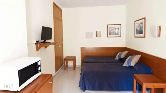 Apartamentos Niza | Balearic Adaları - Mayorka Adası - Calvia - Peguera