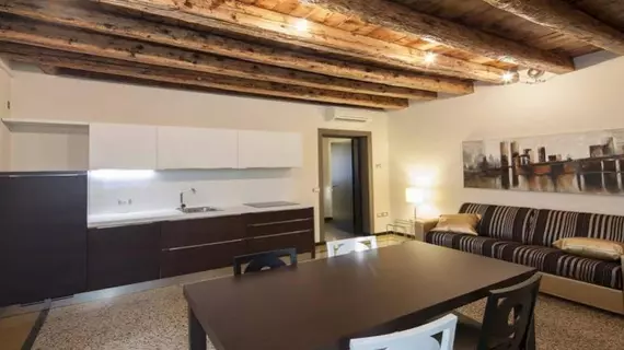 Villa Solaris Hotel & Residence | Veneto - Vicenza (vilayet) - Tezze sul Brenta