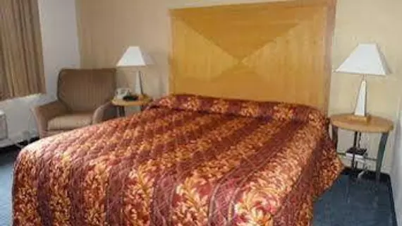 Katahdin Inn & Suites | Maine - Millinocket