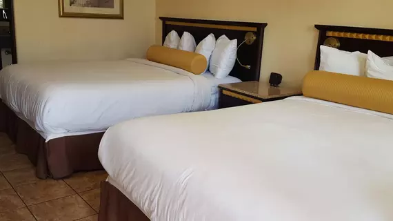 Tuscan Garden Inn | Kaliforniya - Los Angeles County - Los Angeles - Los Angeles Şehir Merkezi