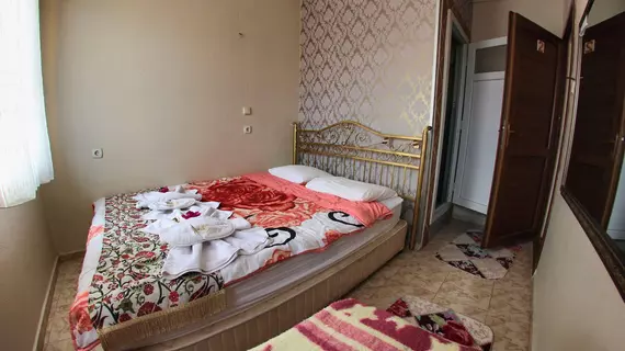 Anz Guesthouse | İzmir - Selçuk