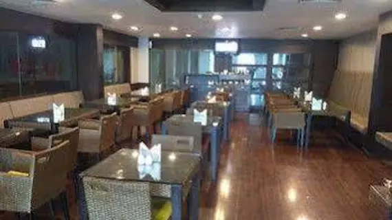 Hotel Saurabh Candy By Peppermint | Uttarkand - Haldwani (ve civarı) - Haldwani