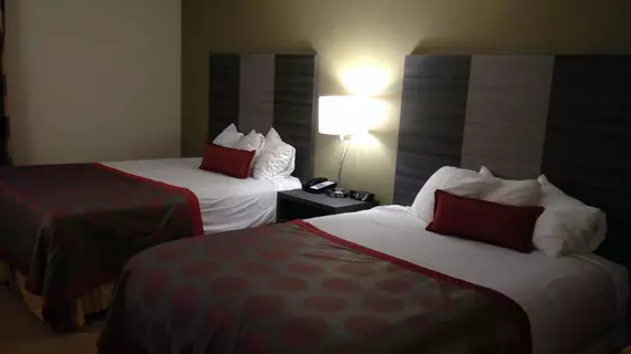 Ramada Wentzville | Missouri - St. Louis (ve civarı) - Wentzville