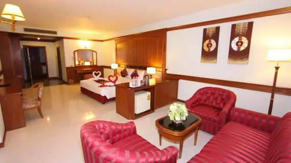 Camelot Hotel Pattaya | Chonburi (vilayet) - Pattaya (ve civarı) - Pattaya - Pattaya Körfezi