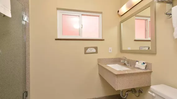 Avenue Inn Downtown San Luis Obispo | Kaliforniya - San Luis Obispo (ve civarı) - San Luis Obispo