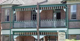 Alison Lodge | New South Wales - Sidney (ve civarı) - Sydney - Randwick