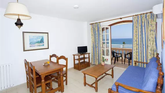 Apartamentos Sol y MarPDB | Balearic Adaları - Mayorka Adası - Son Servera - Cala Bona