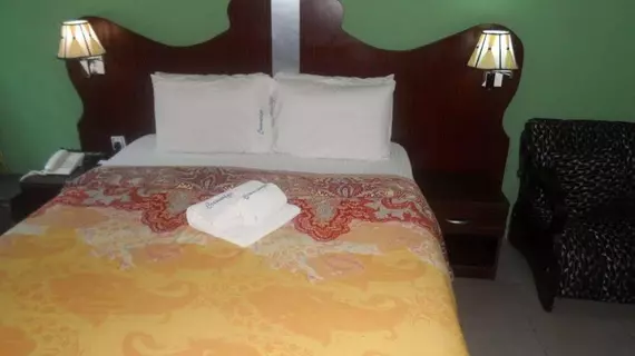 Crownedge Hotels | Lagos (ve civarı) - Lagos - Onigbongbo - Ikeja