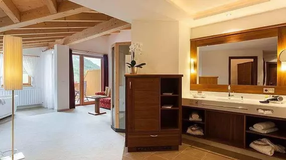 Hotel Chalet Tianes | Trentino-Alto Adige - Güney Tirol (il) - Castelrotto