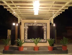 Amantra Comfort Hotel | Racastan - Udaipur Bölgesi - Udaipur