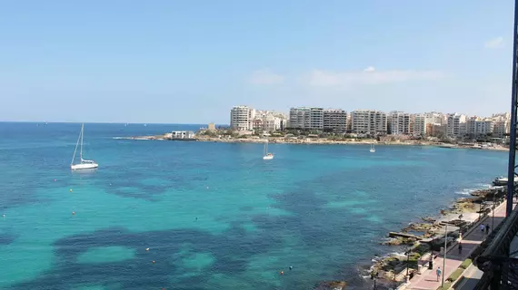 Morina Mansion Seafront Apartment | Malta - St. Julian's