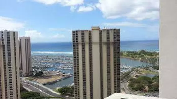 Ala Moana By LSI | Hawaii