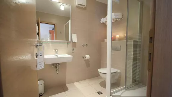 Hotel Maritimo | Split-Dalmaçya - Makarska