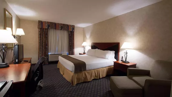 HOLIDAY INN EXPRESS MILES CITY | Montana - Miles City