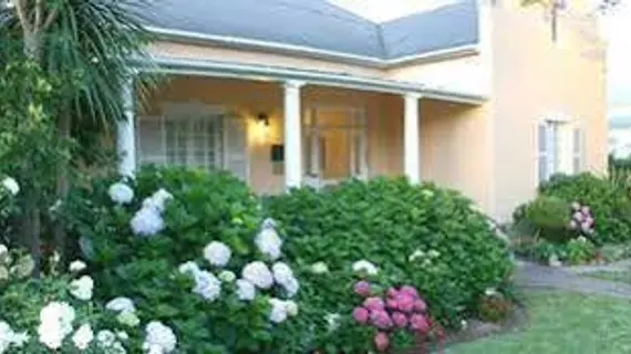 Just Joey Guesthouse | Western Cape (il) - West Coast DC - Drakenstein - Cape Town (ve civarı) - Stellenbosch