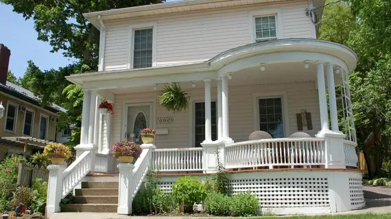 Accommodations Niagara Bed and Breakfast | Ontario - Niagara Regional Belediyesi - Niagara Şelalesi (ve civarı), Kanada - Niagara Şelalesi