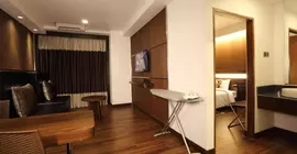 Clover Suites Royal Lake Yangon | Yangon - Bahan