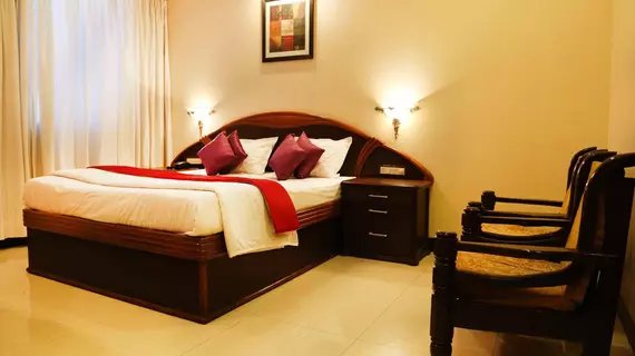 OYO Rooms Pimpri Finolex Chowk | Maharaştra - Pune Bölgesi - Pune