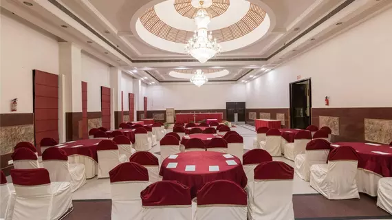 Hotel Pacific | Uttarkand - Dehra Dun Bölgesi - Dehradun