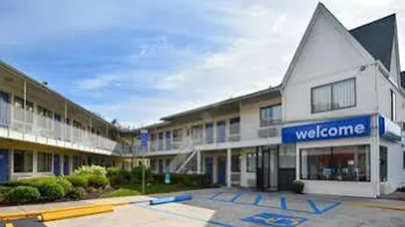 Motel 6 Hartford - Southington | Connecticut - Hartford (ve civarı) - Southington