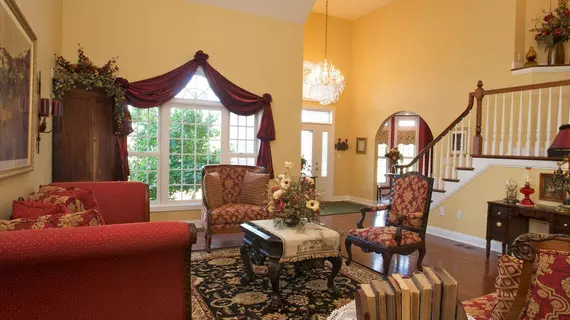 Southern Grace Bed & Breakfast | Kentucky - Louisville (ve civarı) - Brandenburg