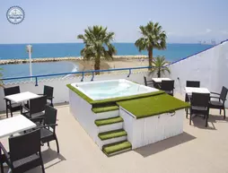 Hotel La Chancla | Andalucia - Malaga İli - Malaga - Malaga-Este