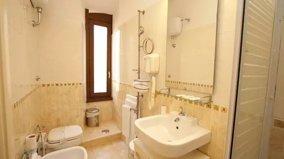 Le Suite Di Via Ottaviano - Suite in Rome B&B | Lazio - Roma (ve civarı) - Roma Kent Merkezi - Prati