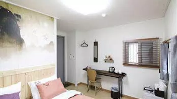 The Haemil Guesthouse | Gyeonggi - Seul (ve civarı) - Mapo - Yeonnam-dong