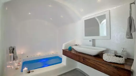 Fira Deep Blue Suite | Ege Adaları - Santorini