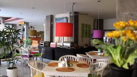 Hotel Karthi | Bali - Kuta - Kartika Plaza