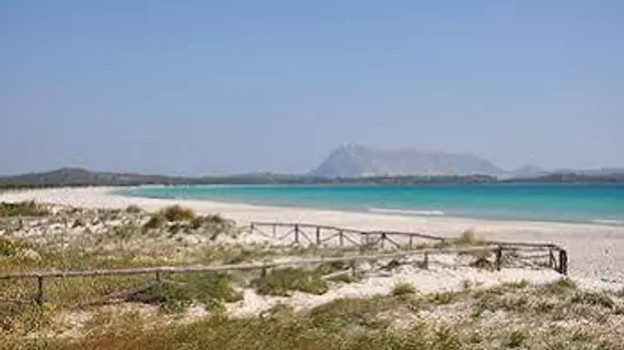 La Cinta Beach | Sardinya - Sassari - San Teodoro - San Teodoro Kent Merkezi