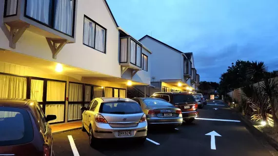 Anzac Court Motel | Auckland Bölgesi - Auckland (ve civarı) - Takapuna