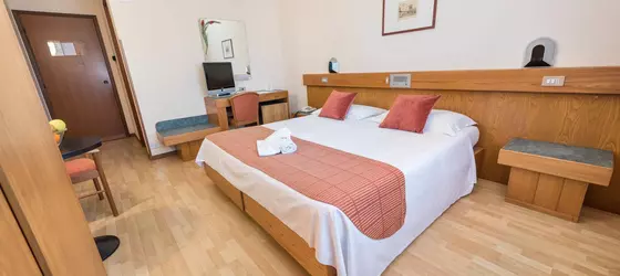 Hotel Cristallo | Veneto - Verona (ve civarı) - Castel d'Azzano