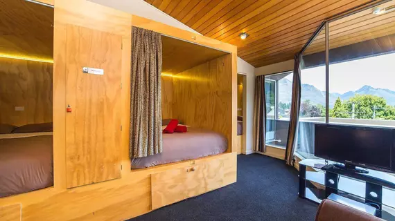 Sir Cedrics Tahuna Pod Hostel | Otago - Queenstown (ve civarı) - Queenstown