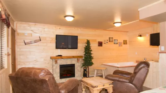 Upper Canyon Inn & Cabins | New Mexico - Ruidoso (ve civarı) - Ruidoso