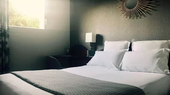 Hotel Altica Floirac | Nouvelle-Aquitaine - Gironde (bölge) - Bordeaux (ve civarı) - Floirac